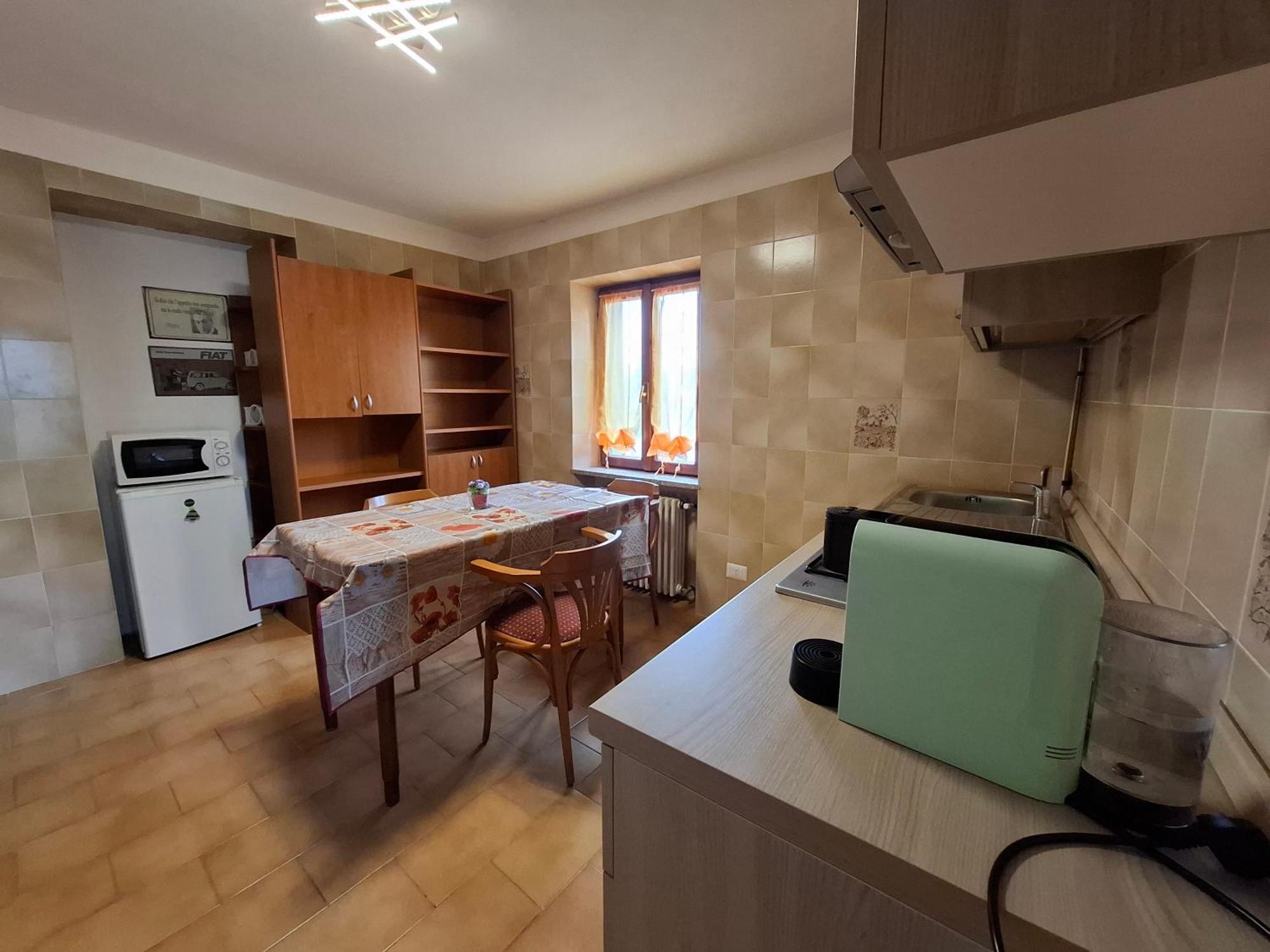 Mamma Mia Bed And Breakfast Uggiate-Trevano Bilik gambar